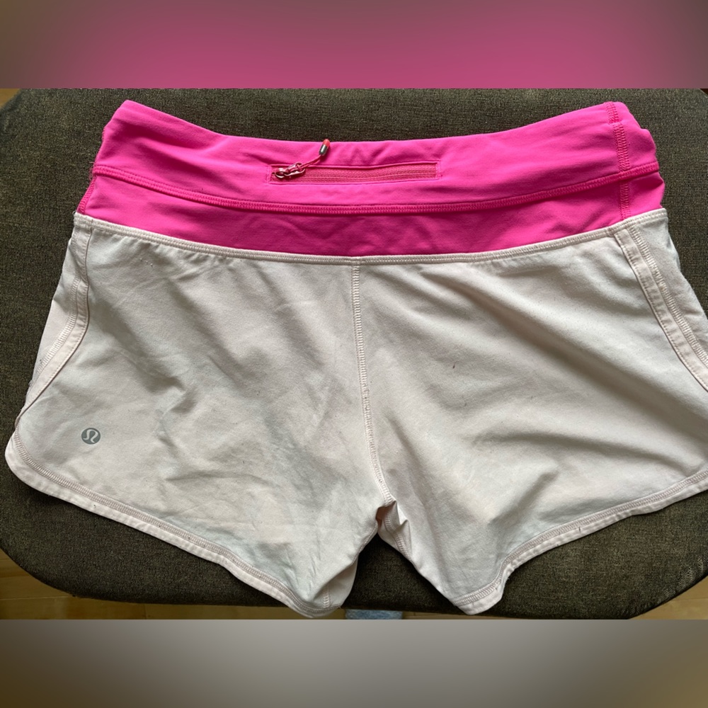 LULULEMON| Size 4 Shorts